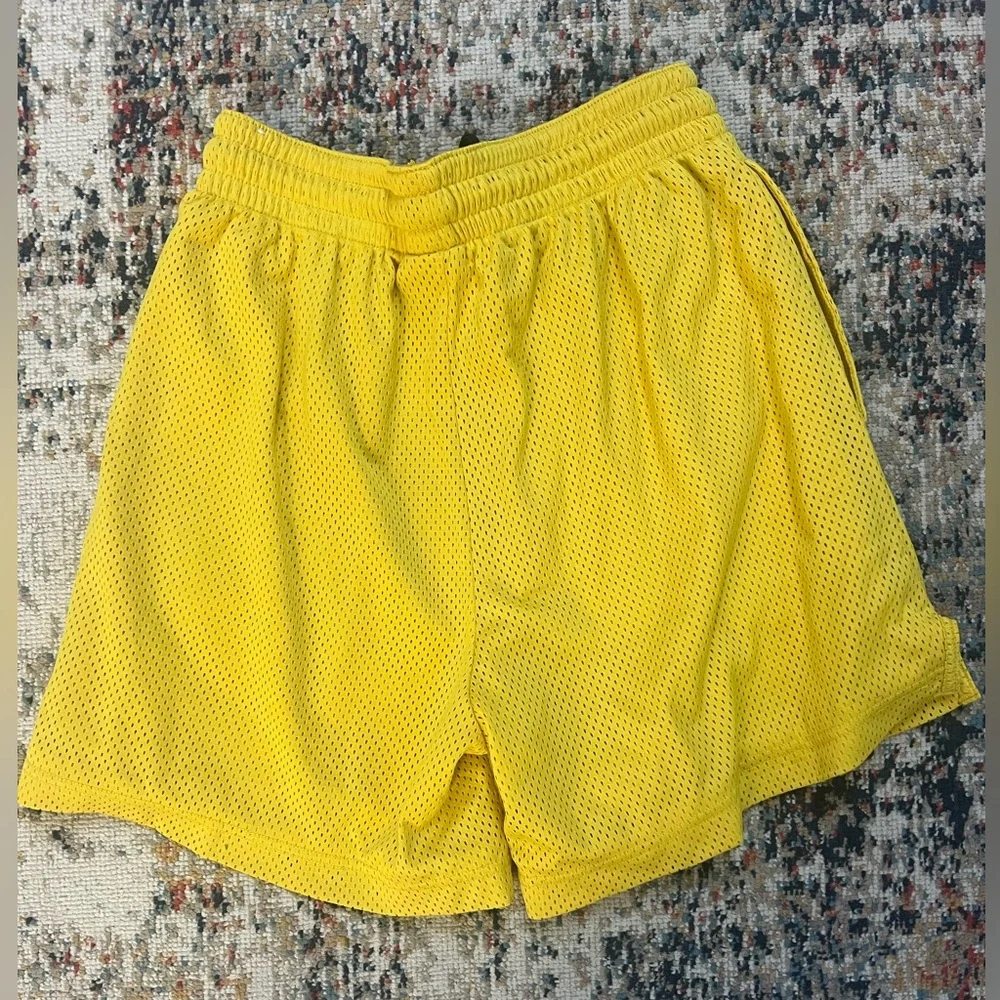 Men Nike Shorts - Picture 4 of 5